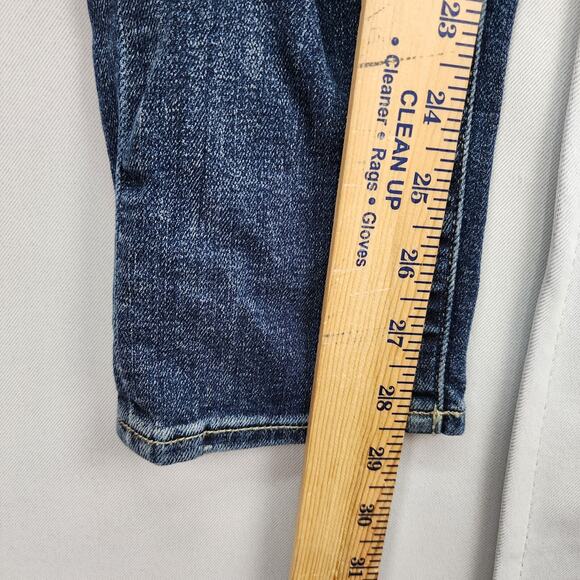 Rock & Republic Berlin SZ 2 26 x28 Low Rise Jeans Distress Embroidered Stretchy - Picture 14 of 16